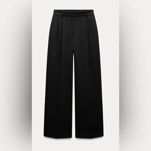 Zara High Wasted Wide Leg Pants WITH TAG STILL ON!